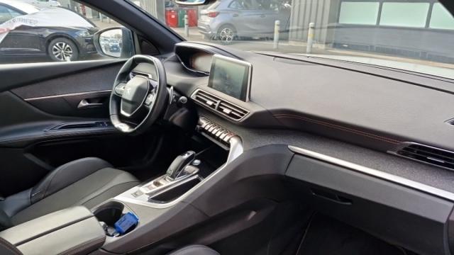 Peugeot 3008 image 1
