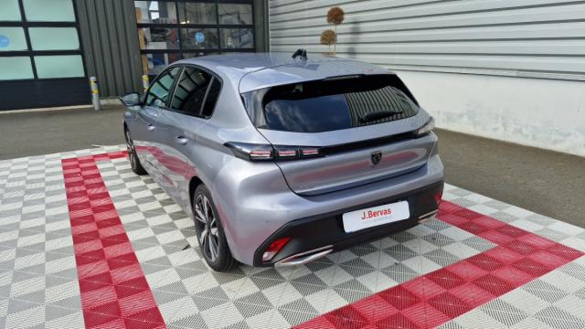 Peugeot 308 image 1