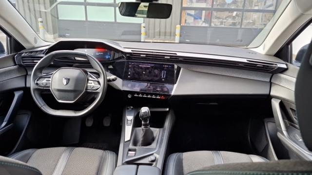 Peugeot 308 image 4