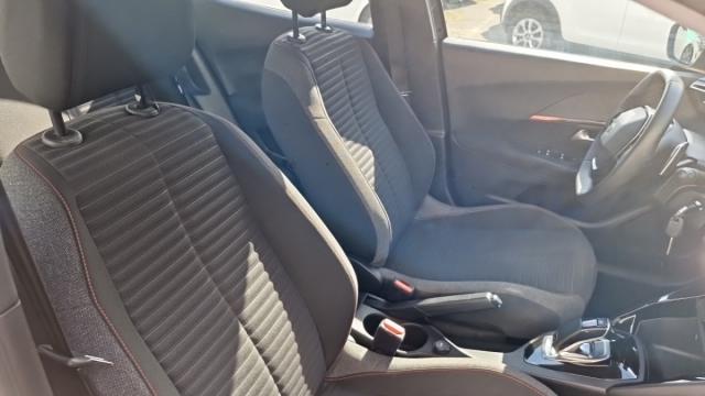 Peugeot 2008 image 4