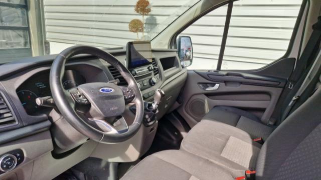 Ford Transit Custom image 7