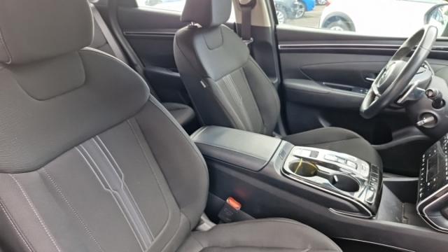 Hyundai Tucson image 8