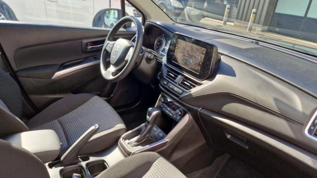 Suzuki S-Cross image 2