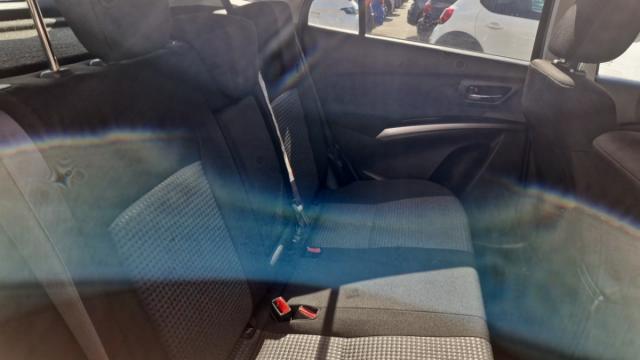Suzuki S-Cross image 6