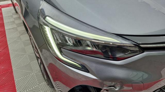Renault Clio image 9