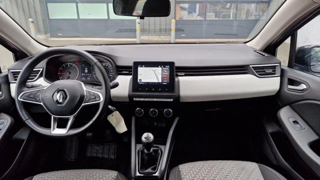 Renault Clio image 6