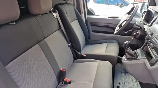 Citroen Jumpy image 5