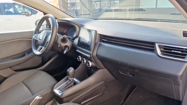 Renault Clio image 9