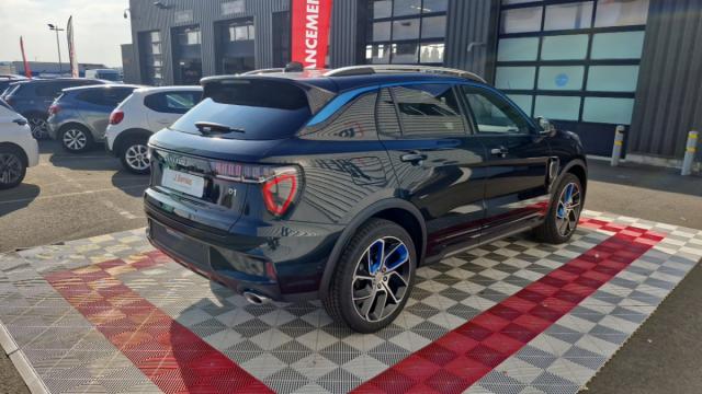 Lynk & Co 01 image 9