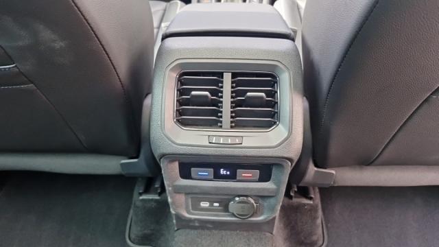 Volkswagen Tiguan image 5
