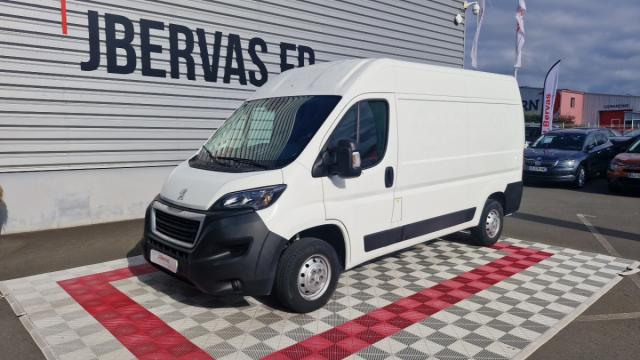 Peugeot Boxer image 2