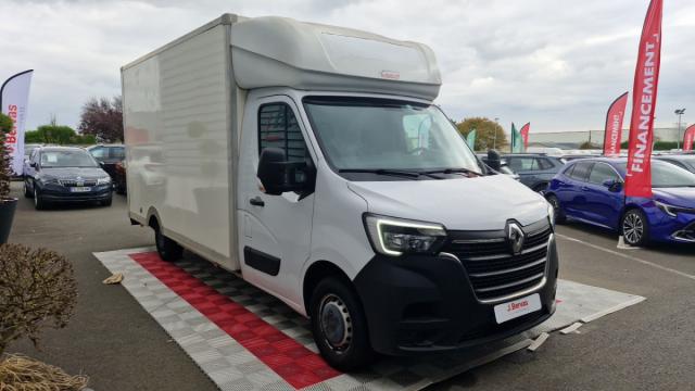 Renault Master image 2