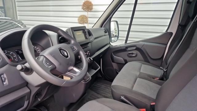Renault Master image 4
