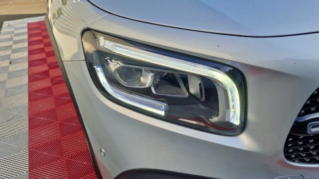 Mercedes Benz Glb image 3