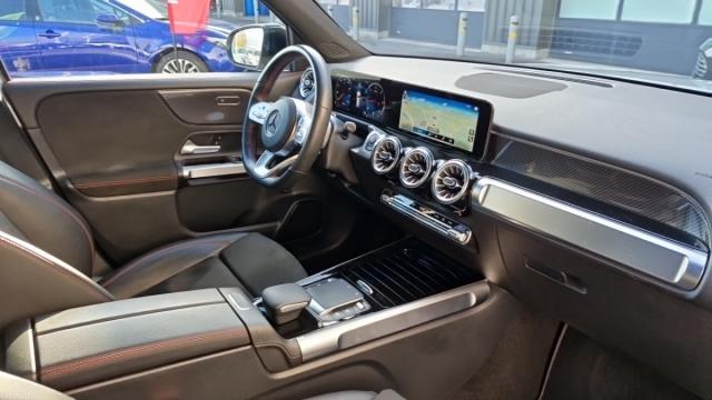 Mercedes Benz Glb image 6