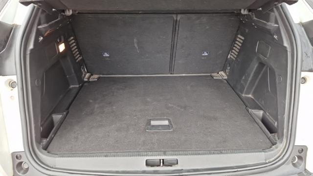 Peugeot 3008 image 1