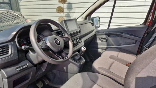 Renault Trafic image 9