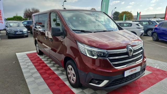 Renault Trafic image 2