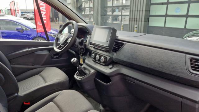 Renault Trafic image 7