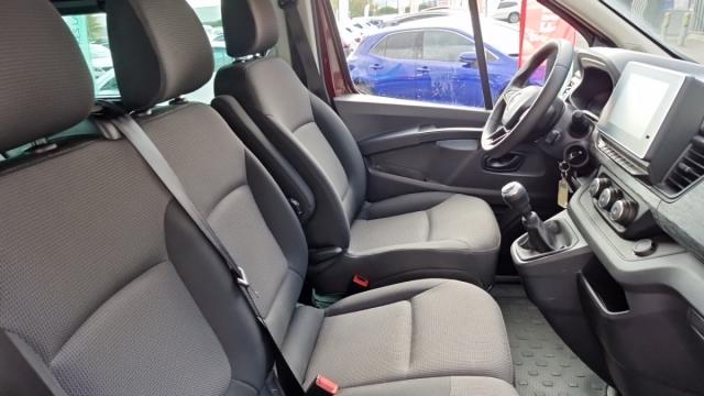 Renault Trafic image 6