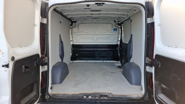 Renault Trafic image 8