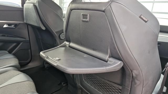 Peugeot 5008 image 6