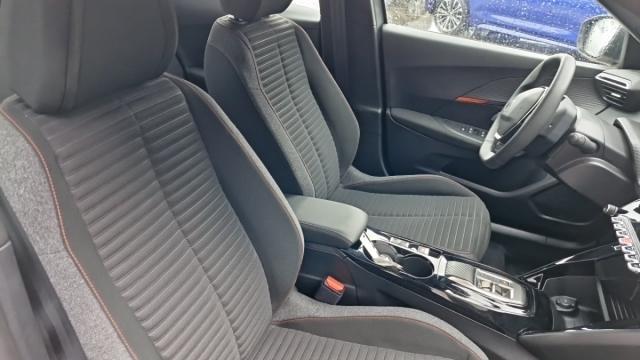 Peugeot 2008 image 5