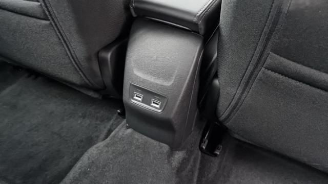Peugeot 2008 image 9