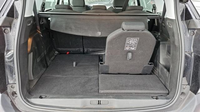 Peugeot 5008 image 4