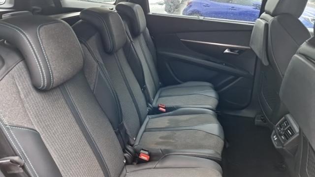 Peugeot 5008 image 7