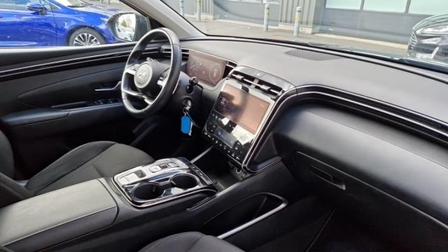 Hyundai Tucson image 8