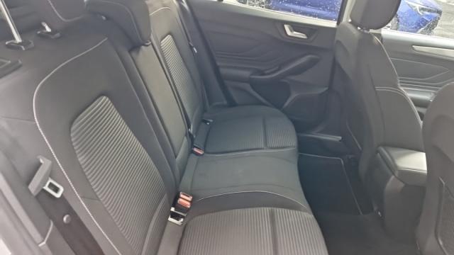 Ford Focus image 4