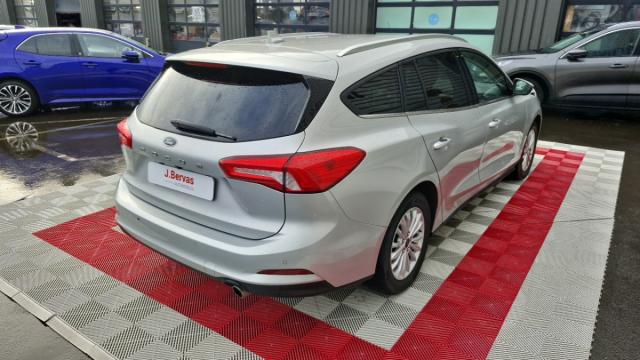 Ford Focus image 9