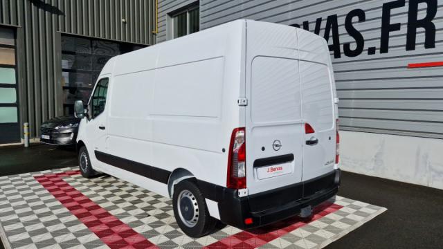 Opel Movano image 9