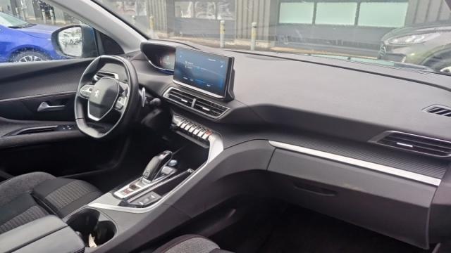 Peugeot 5008 image 6