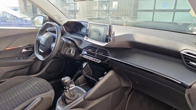 Peugeot 2008 image 6