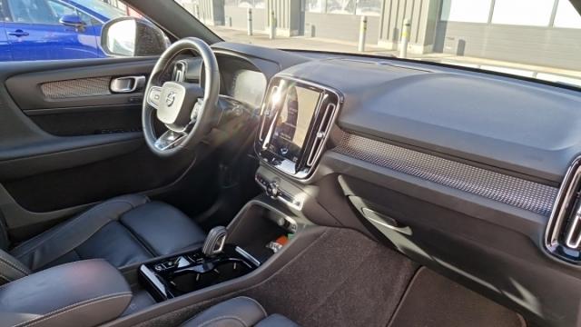 Volvo Xc40 image 1