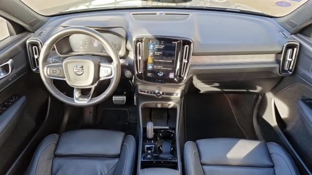 Volvo Xc40 image 7