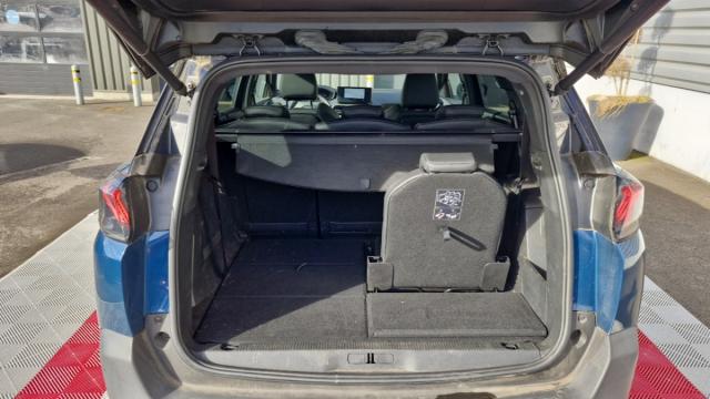 Peugeot 5008 image 3