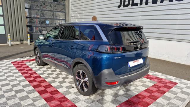 Peugeot 5008 image 2