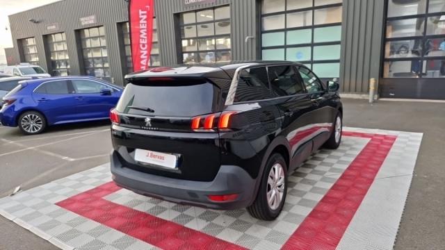 Peugeot 5008 image 4