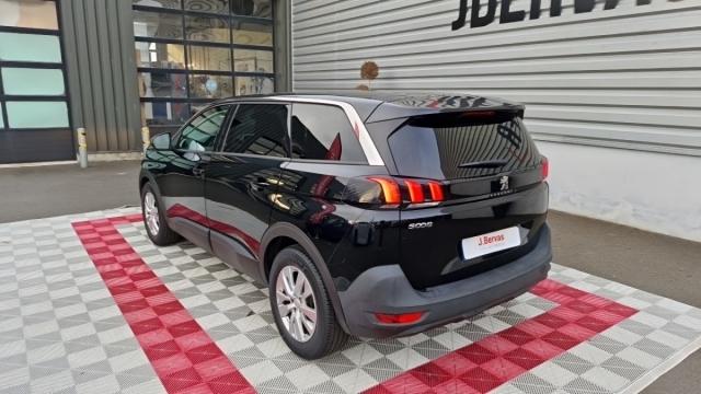 Peugeot 5008 image 9