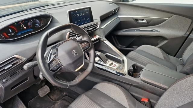 Peugeot 5008 image 8