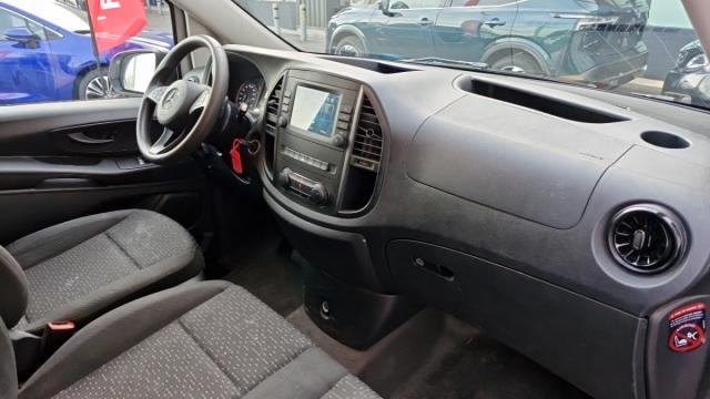 Mercedes Benz Vito image 8