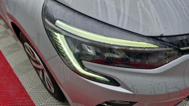 Renault Clio image 9