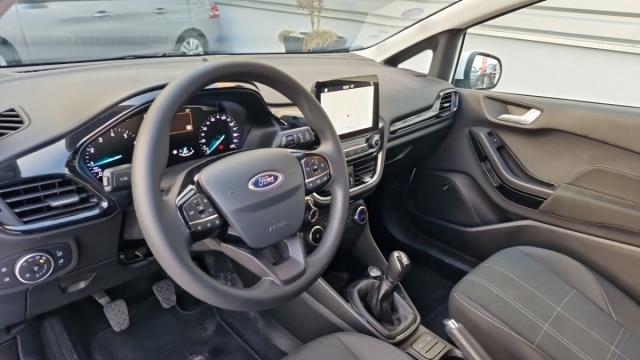 Ford Fiesta image 8