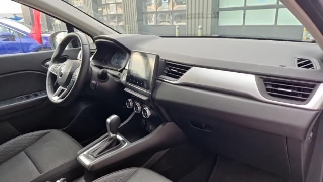 Renault Captur image 2