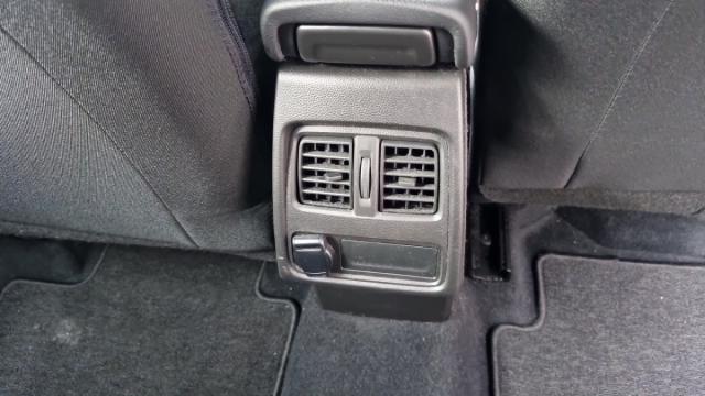 Renault Captur image 9