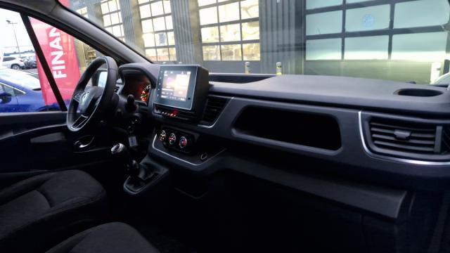 Renault Trafic image 6