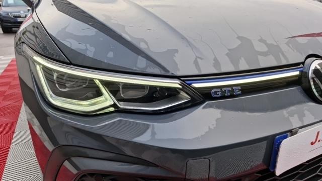 Volkswagen Golf image 1